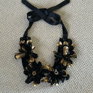 Anne Fontaine Collar Necklace